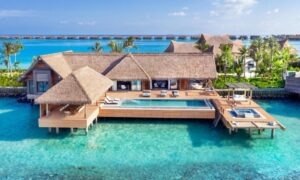 العزلة في أكبر جزيرة خاصة من أبرز التجارب في جزر المالديف